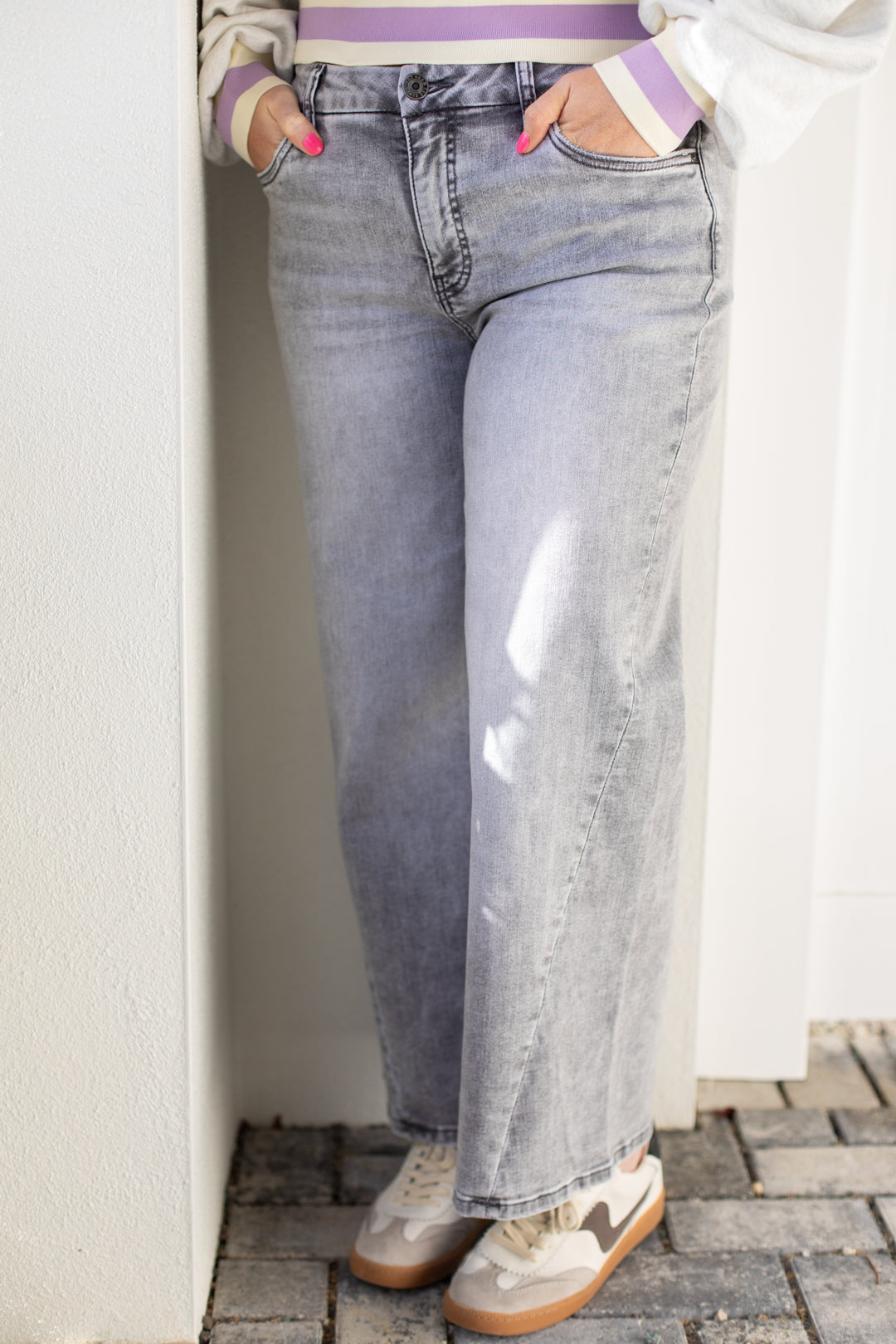 Kut from the Kloth Meg Wide Leg Jeans - Stride