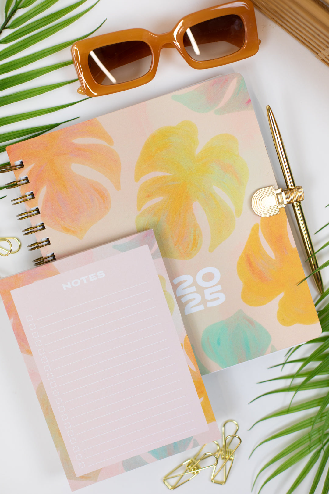 Life + Style Notepad: Palms of Paradise