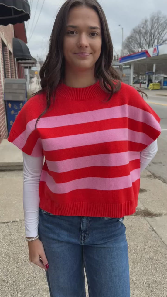 Load and play video in Gallery viewer, Mandy Cap Sleeve Sweater
