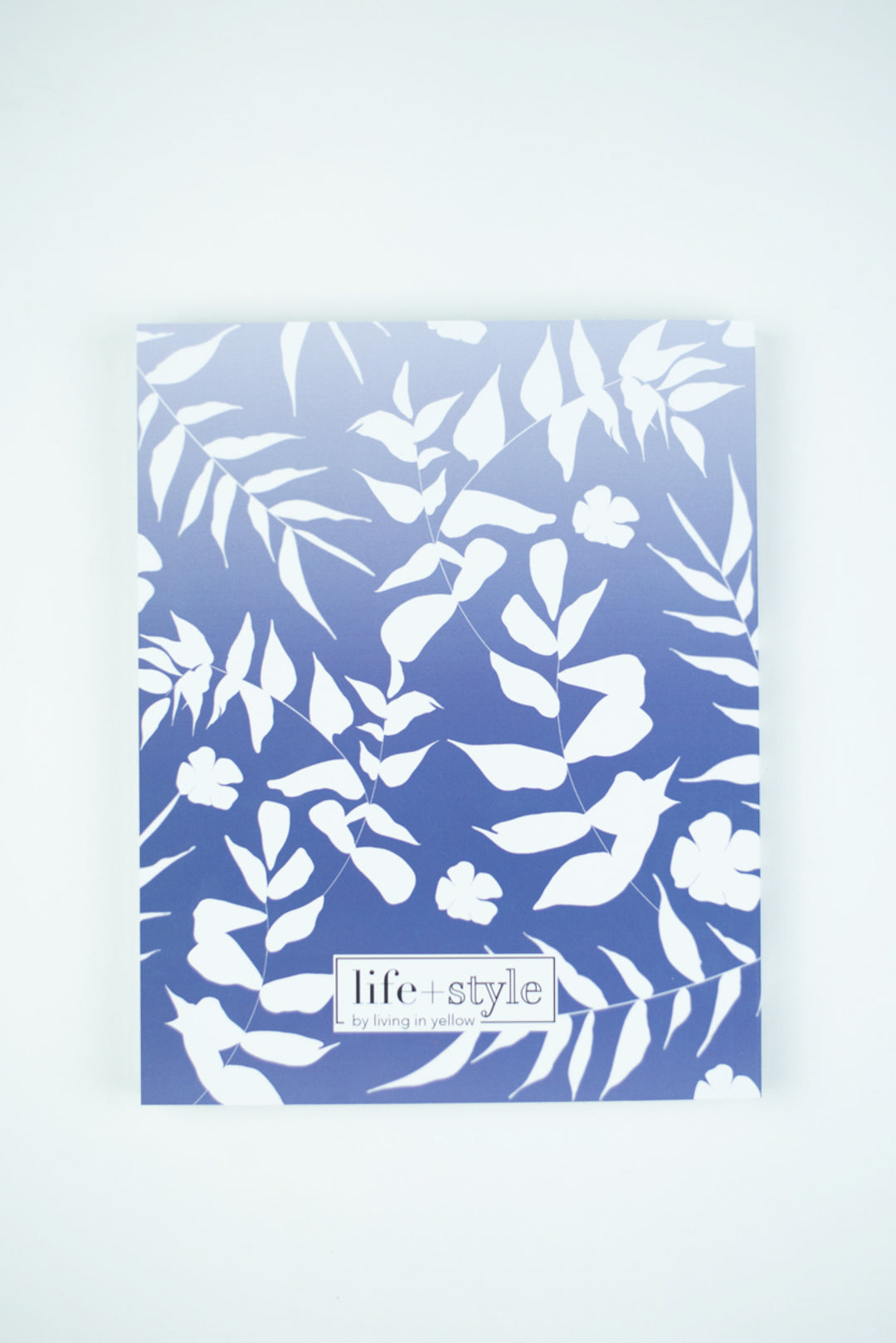 6 Month Currently I'm Gratitude Journal: Blue Floral