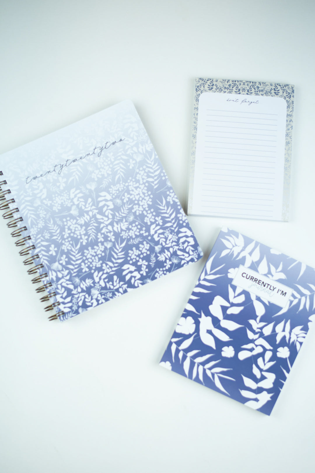 6 Month Currently I'm Gratitude Journal: Blue Floral