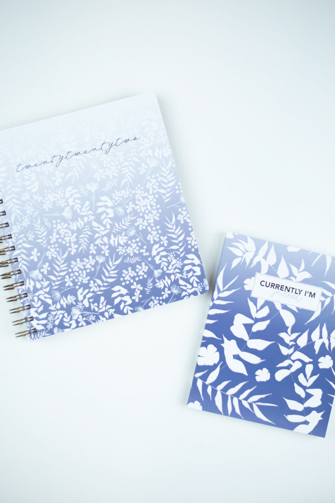 6 Month Currently I'm Gratitude Journal: Blue Floral